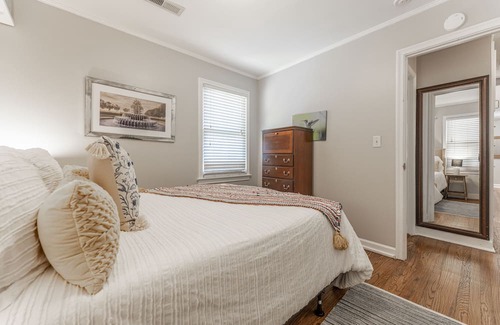 Old Village Maison | 3 BR with private pool close to beaches