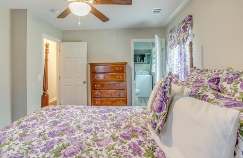 Marion Maison | Cozy Marion Home: Fenced Yard, Near Downtown!