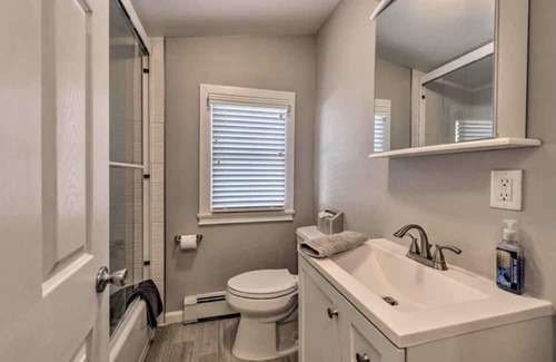 Point Pleasant Appartement | 1 Mile to Point Pleasant Boardwalk and .5 mile to Charlie's of Bay Head!