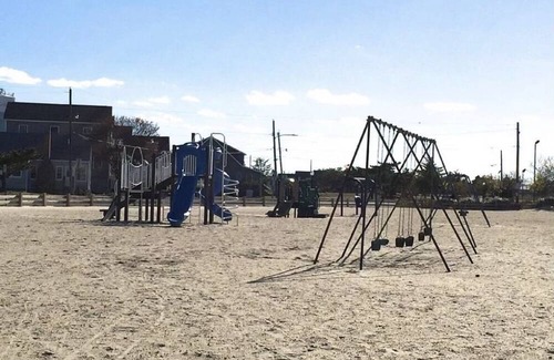 Point Pleasant Appartement | 1 Mile to Point Pleasant Boardwalk and .5 mile to Charlie's of Bay Head!