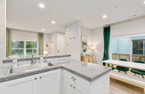 Clark County Maison | Evergreen Haven