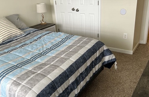 Midlothian Maison | Welcome to suburbia! 3bedroom townhome in Midlothian - close to 288 & Powhite!