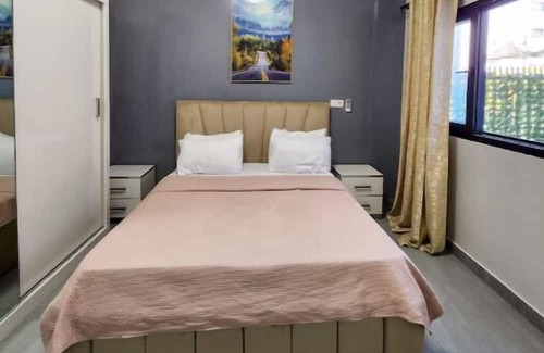 Dakar Appartement | Elegant Appartement F3 - Point E Dakar. Sécurisé & Centrale Tout Service Inclus