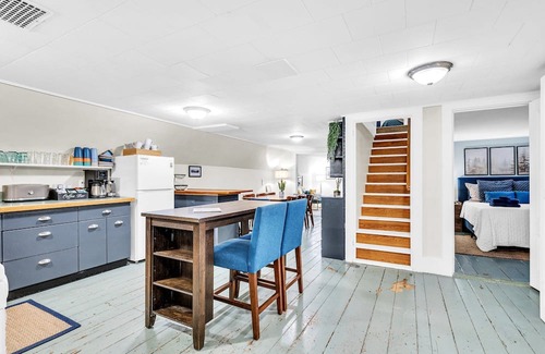 Somesville Maison | New! Close to Acadia + HotTub + Game Room + Theatre Room + FirePit