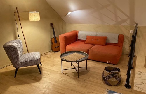 Saint-Seglin Appartement | Le 6, Logement Chaleureux, Calme et Verdure