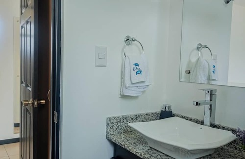 Bejuco Appartement | Beachside Bliss: Shared Pool, BBQ -Close to beach!