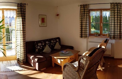 Wertach Appartement | with balcony Landhaus Fischer