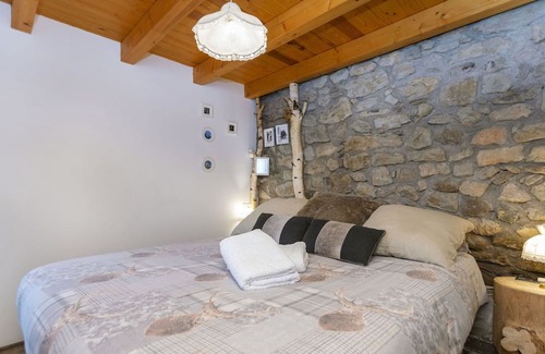 Olopte Maison | Beautiful private villa for 2 guests with TV and patio