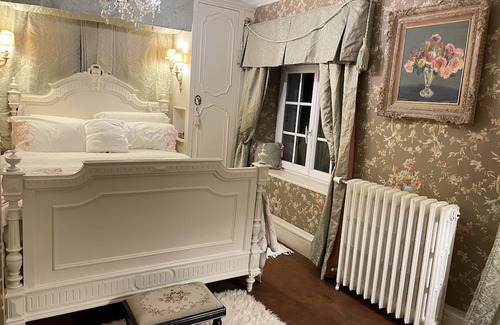 Nueil-sur-Layon Lit Et Petit-Déjeuner | Chambre de Charme Dans un Jardin de 1500m2
