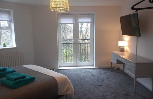 Basildon Appartement | Cosy Large 1 Bedroom, En suite & Kitchen with Parking in Basildon