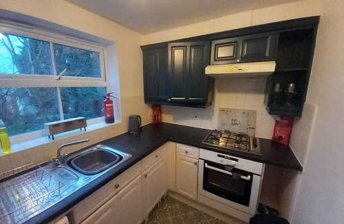 Basildon Appartement | Cosy Large 1 Bedroom, En suite & Kitchen with Parking in Basildon