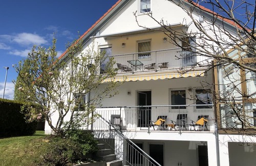 Medlingen Appartement | Spaceous apartment with garden for 8 persons