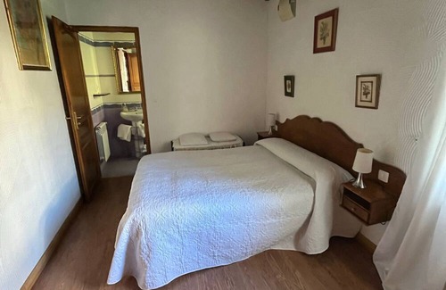 Navarra Pyrenees Appartement | Apartment 'Etxezurialde Ll' with Mountain View, Private Terrace and Wi-Fi