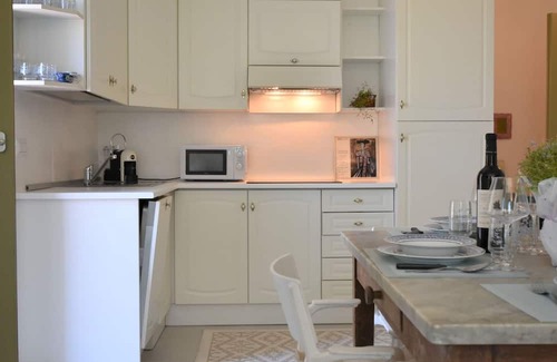 Mello Appartement | Nice apartment for 4 people with A/C, WIFI, TV, terrace, pets allowed and parking