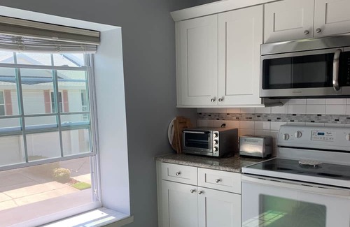Capri Isle Maison | Charming townhome condo in a quiet Isle of Capri community.
