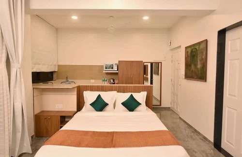 Alto de Porvorim Appartement | Entire Classic Studio in North Goa -with Breakfast