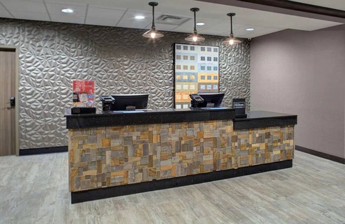 Columbus Maison | 2 Units with Saltwater Pool | Free Breakfast | EV Charging | Near Casino