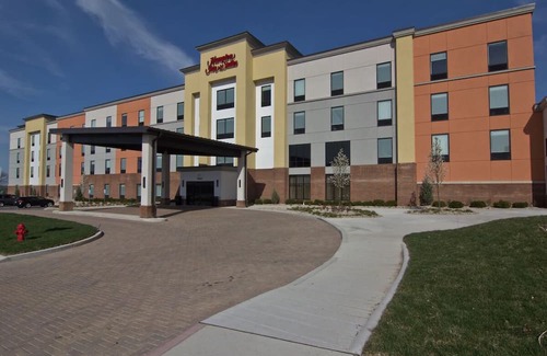 Columbus Maison | 2 Units with Saltwater Pool | Free Breakfast | EV Charging | Near Casino