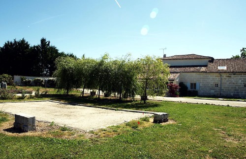 Brives-sur-Charente Lit Et Petit-Déjeuner | Les Tulipes Chambre Avec vue sur Jardin