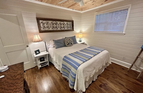 Dundee Maison | The Bella Luna on Moon Lake near Clarksdale, MS