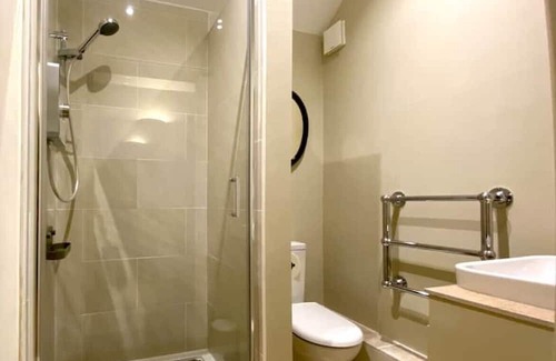 Saffron Walden Cabine | Enchanting 1 Bedroom Lodge with Private Garden