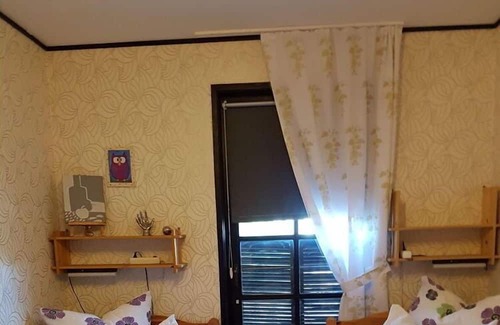 Niedernhausen Appartement | Holiday home Haus Xenophil