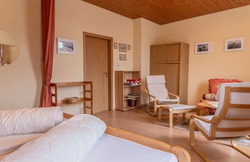 Horum Maison | Eine Unterkunft für Individualisten! Machen Sie Urlaub im Ferienhaus Bahnhof Ca