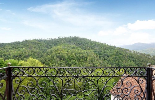 Bracelli Maison | Near the 5Terre, apartment located inside the Palazzo Ravaschieri.