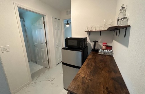 Deltona Lakes Maison | Private Luxury Guest Room w/ Golf Course Access Separate Entrance