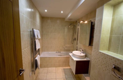 Trinity Appartement | 2-Bedroom Self Catering Apartment with Sea views