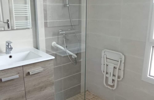 Laluque Appartement | Location Appartement Dans une Grande Maison de Campagne Avec Jardin Boisé