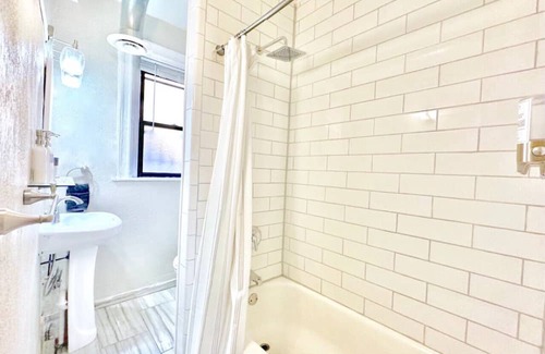 Bloomfield Appartement | Luxe Bloomfield Penthouse | Central | Free Parking