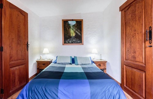 Brena Baja Maison | Holiday Home 'Casa Cora Con Jacuzzi' with Mountain View, Private Terrace and Wi-Fi