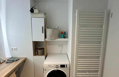 Oos Appartement | Apartment 'Gemütliches Businessapartment' with Private Terrace, Balcony and Wi-Fi