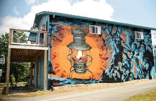 Tracy City Maison | Goat Pen Hostel - Gizzard South
