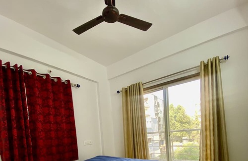 Pune Appartement | 2 BHK Apartment in Pune. Pet Friendly!