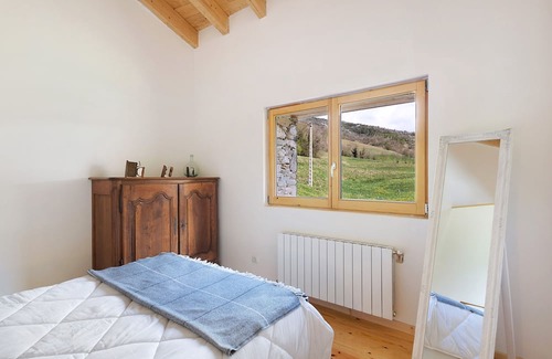 Llanars Maison | Holiday Home 'El Molí De Can Culí' with Mountain View, Private Terrace and Wi-Fi