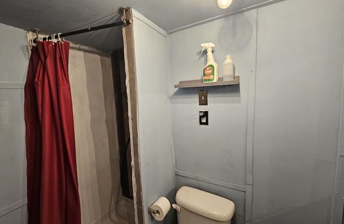 Bucks Appartement | TinyHome for One in a Quiet, Rural Setting near Mobile and Atmore