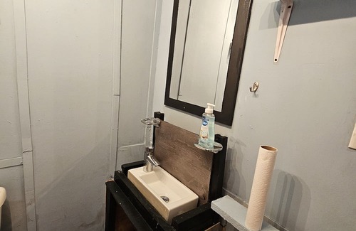 Bucks Appartement | TinyHome for One in a Quiet, Rural Setting near Mobile and Atmore