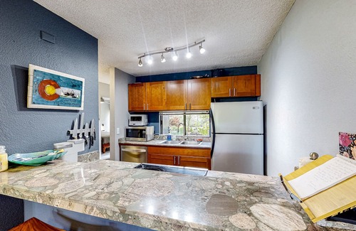 Waikoloa Copropriété | Inviting condo with lanai & washer/dryer - pool, golf & tennis on-site
