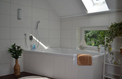 Ihlow Maison | Stiekelstack Modern retreat