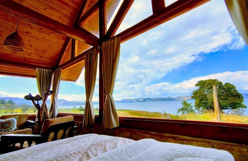 Tunja Cabine | Cabaña a Orilla del Lago de Tota, Parqueadero Privado, Playa Privada,mascotas si