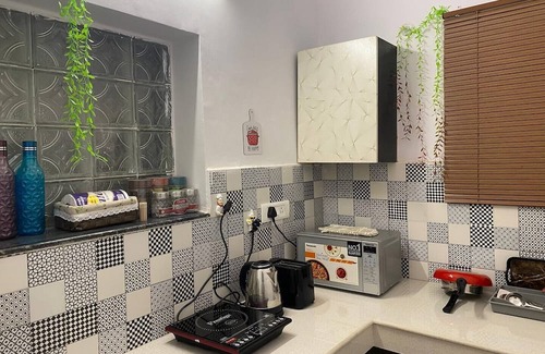 Lanka Appartement | Luxurious Apartment Near Assi Ghat!