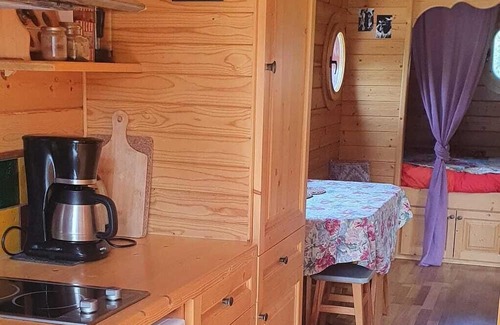 Sedeilhac Maison | Homerez - Beautiful bungalow for 4 ppl. with terrace at Sédeilhac