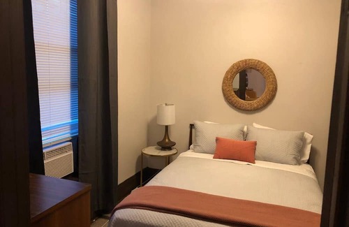 Boone Appartement | Mid Century Apartment in Downtown Boone