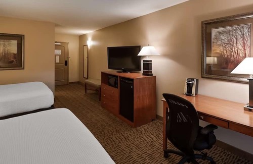South Loop Maison | Ideal Family Getaway: Fun Water Park & Comfy Lodging Near Mall