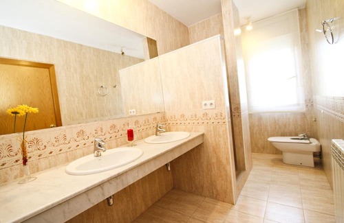 Reus Chalet De Ski | AIGUESVERDS HomeStay By Turismar