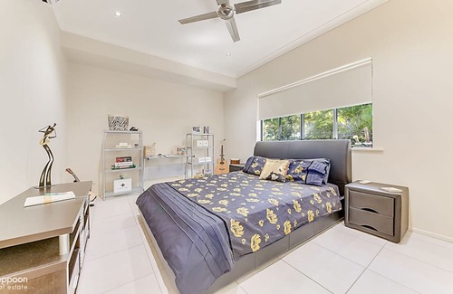 Yeppoon Maison | POOL WITH SEAVIEWS AND ENDLESS ENTERTAINING
