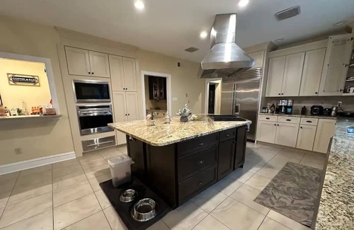 Medford Maison | Lakeside Getaway in Medford, NJ!