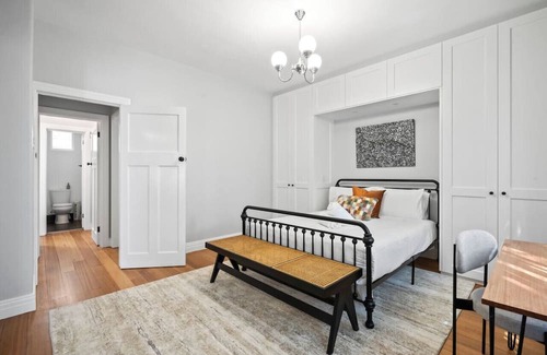 St. Kilda East Appartement | Saint Kilda Sanctuary - complementary car park